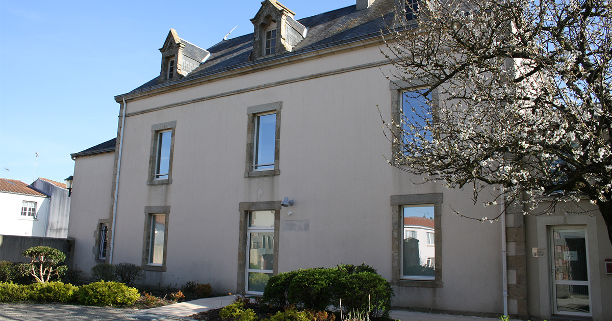 Vue extérieure de la bibliothèque de la Boissière-de-Montaigu